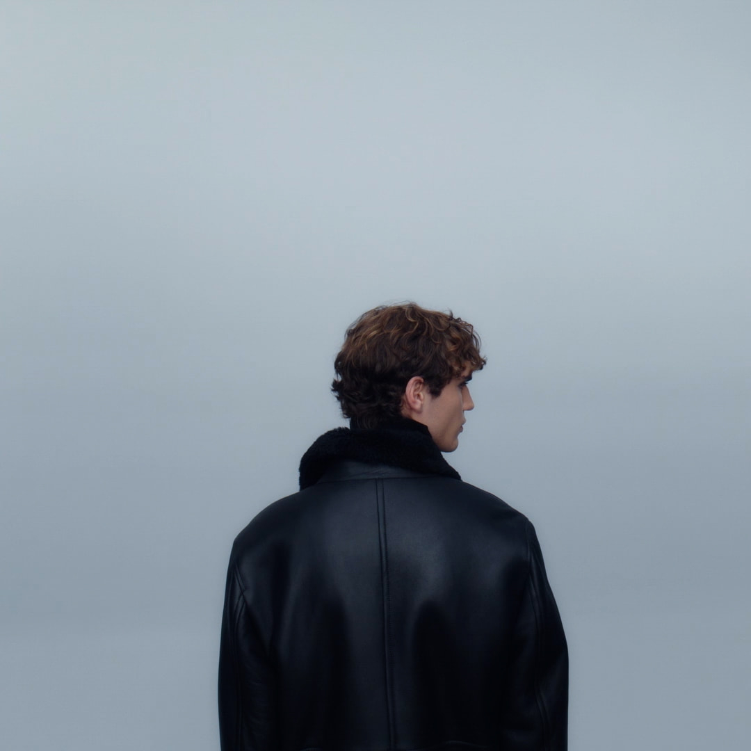 Massimo Dutti - "Gift Guides" man – Still 3