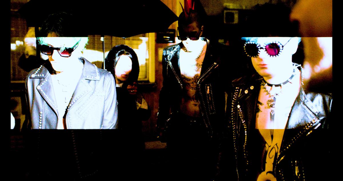 La Sad - Album trailer – Still 2