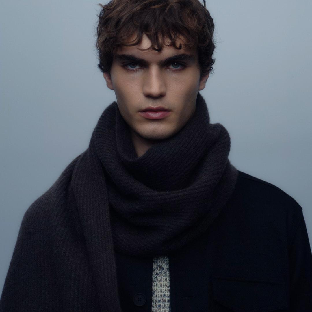 Massimo Dutti - "Gift Guides" man – Still 5